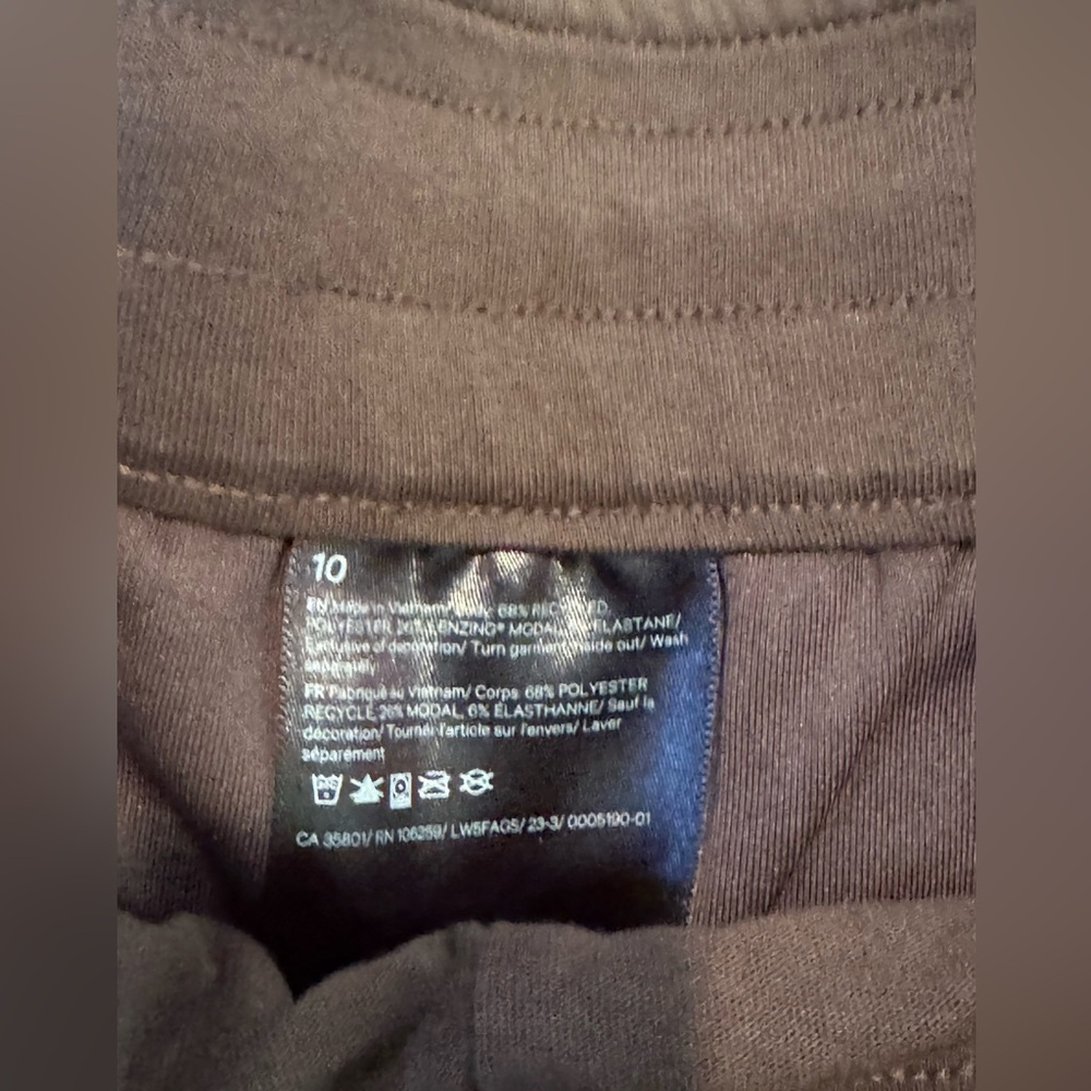 lululemon athletica Wide-Leg Pants in Deep Brown - Picture 5 of 8